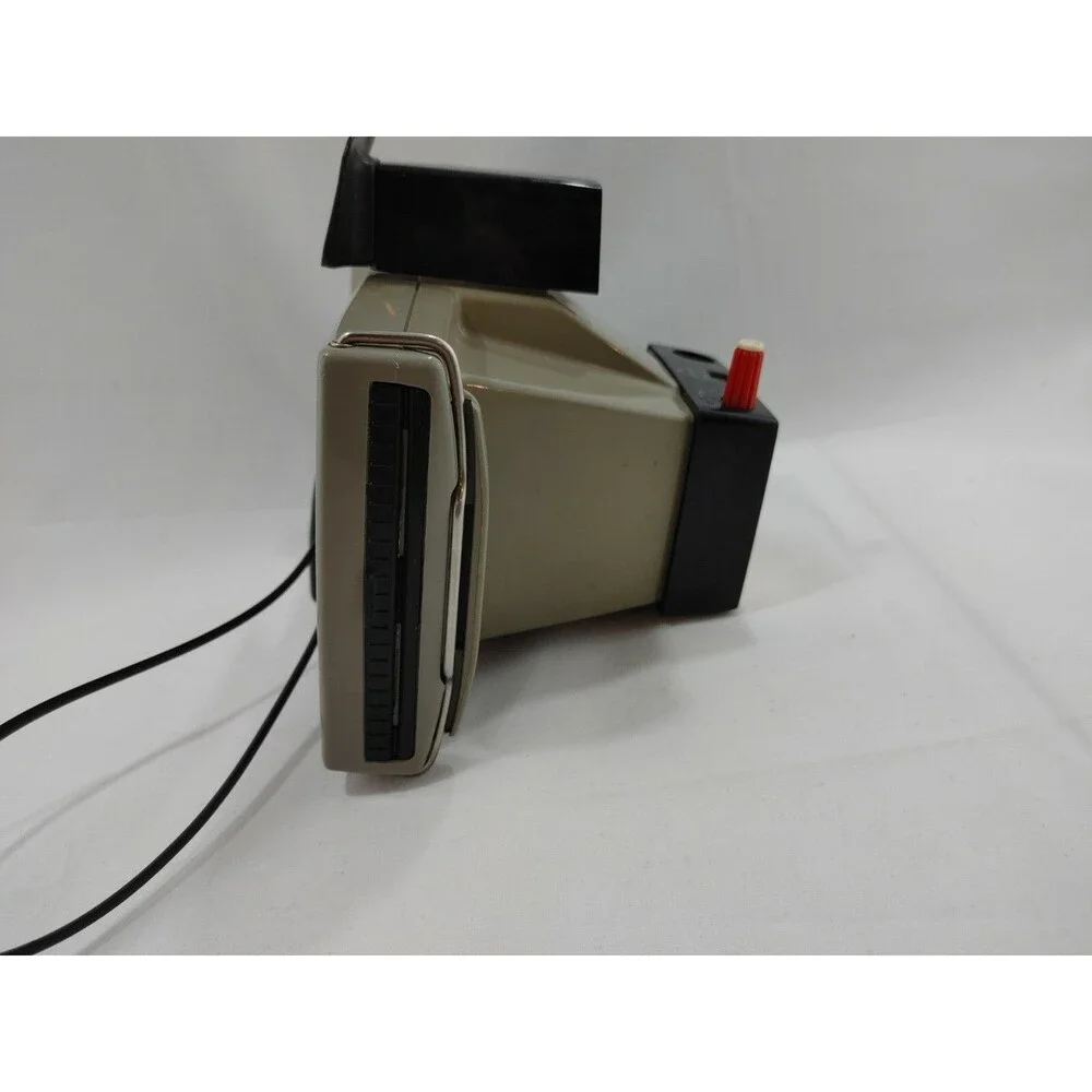 Vintage Polaroid Land Camera Big Swinger 3000 USA w/ Flash Bulbs Untested As Is